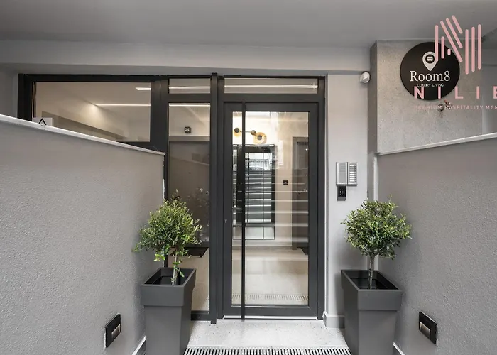 Room 8, Nilie Hospitality Mgmt