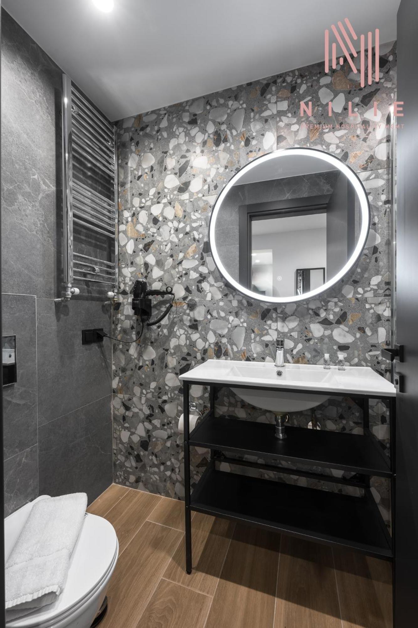 Appartement 8, Nilie Hospitality Mgmt *