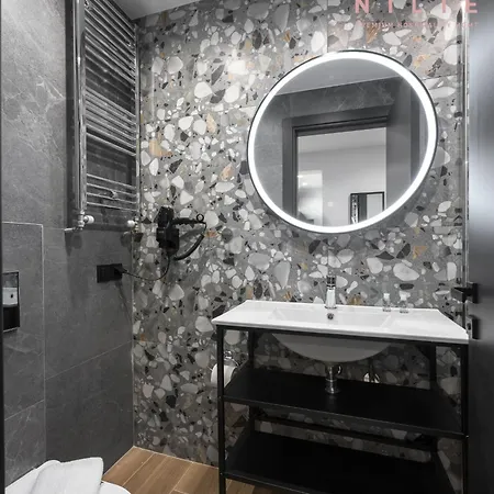 Room 8, Nilie Hospitality Mgmt Thessalonique Extérieur photo